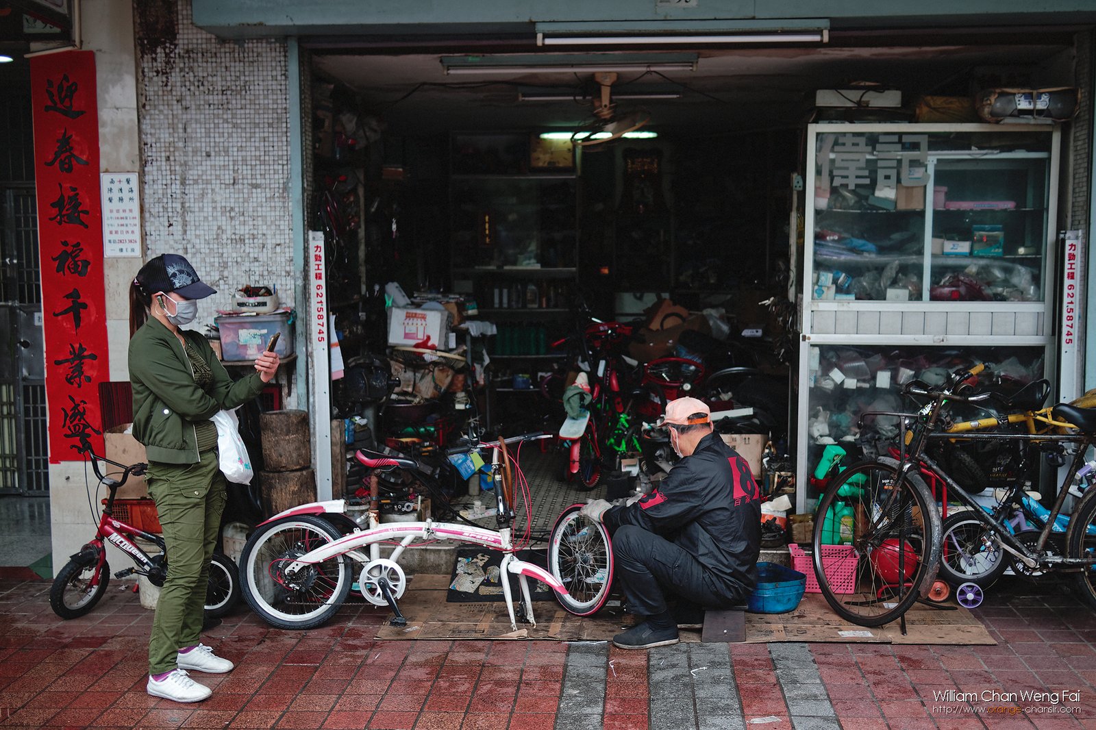 日常路上的两家五金收买店，小时候也有去找他们帮忙修理单车。